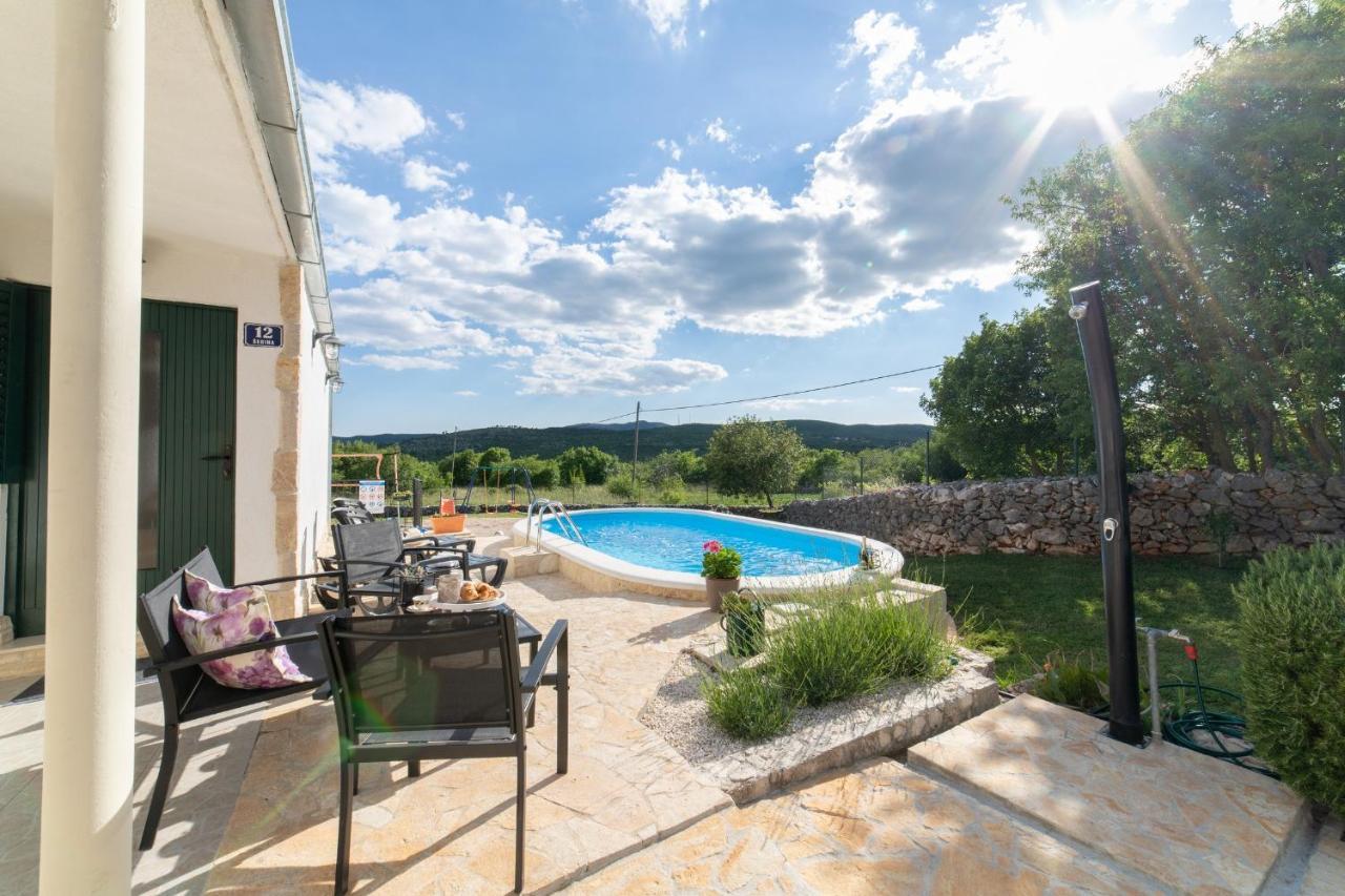 Holiday Home Sego With Private Pool Veliki Brocanac Bagian luar foto